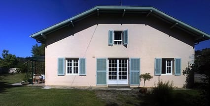 La façade est