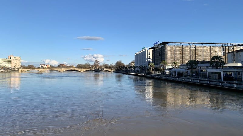 L'Adour à Dax et les hôtels du "Splendid" et "Les Thermes"