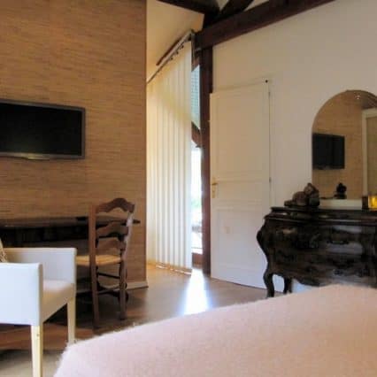 Une autre vue de la grande chambre